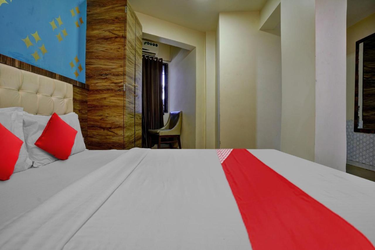 Pop 81030D Hotel Crystal Park Jogeshwari Mumbai Exterior photo